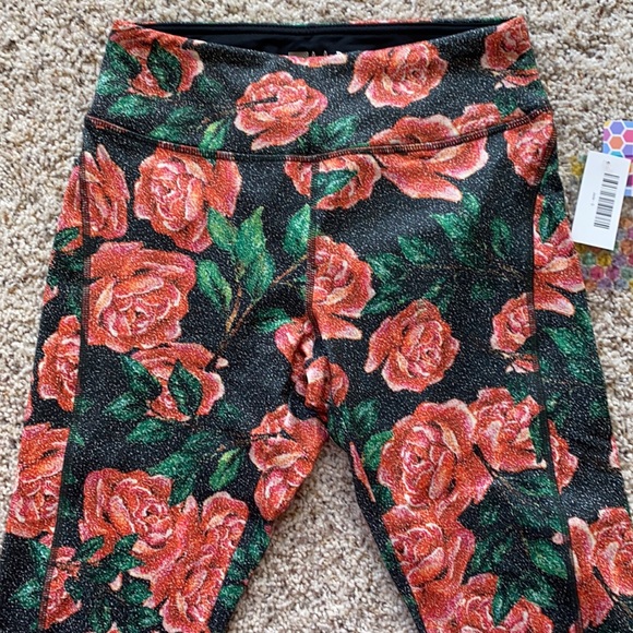 • Lularoe Jade Workout Pants • - Picture 2 of 5